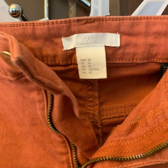 Bundle of H&M Short Shorts - Picture 3 of 3